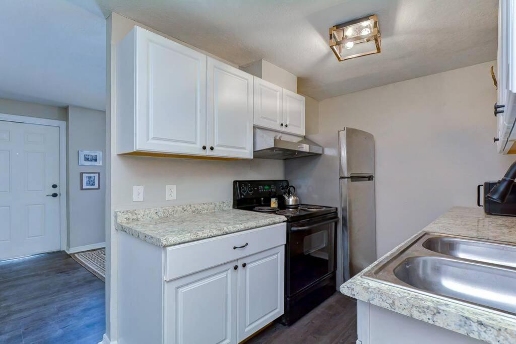 Driftwood Castle Urban Oasis With Firepit Near Convention Center And Amalie Arena, Room For 6 Tampa Exterior foto
